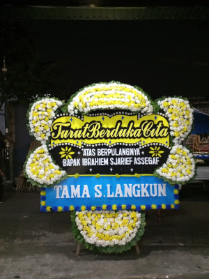 Papan Bunga Duka di Sempur